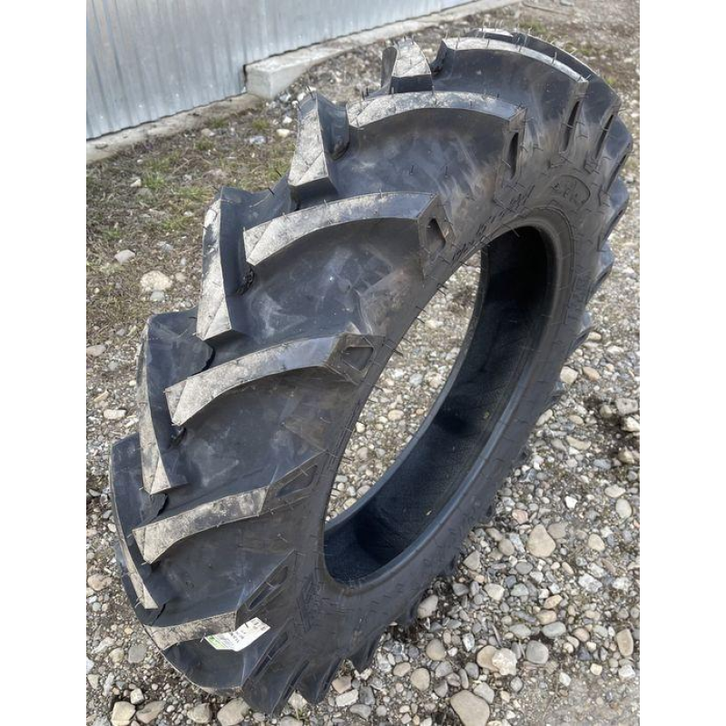 Шини до трактора BKT 9.5-24 TR135 - 6PR Шини до трактора BKT 9.5-24 TR135 - 6PR