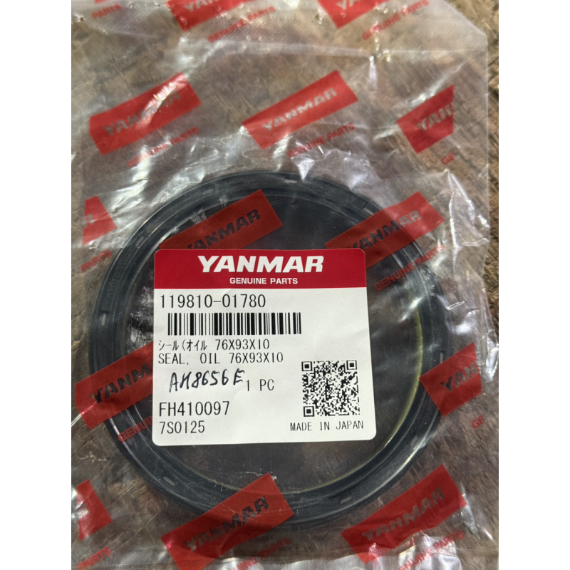 Сальник колінвала Yanmar NOK AH8656E - 76x93x10 - оригінал - 119810-01780 Сальник колінвала Yanmar NOK AH8656E - 76x93x10 - оригінал - 119810-01780