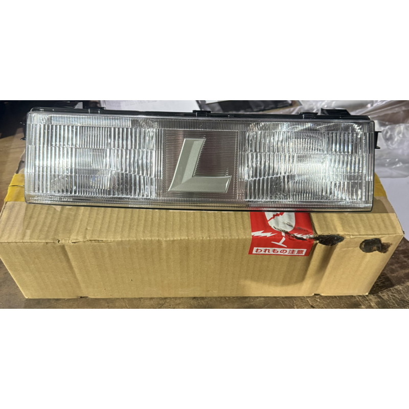 Передняя фара Kubota GL21, GL23, GL25, GL32 - оригинал
