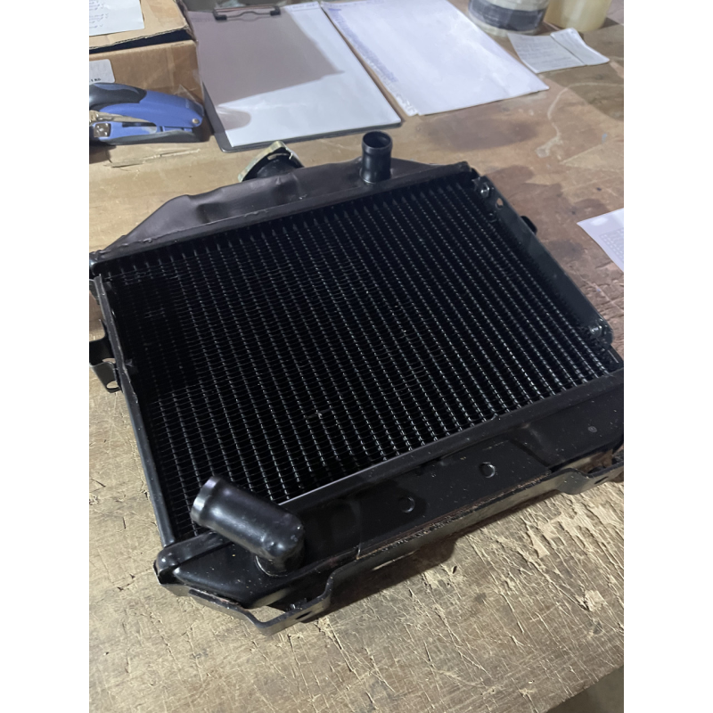Радіатор на трактор Iseki TX1300, TX1500 Радіатор на трактор Iseki TX1300, TX1500