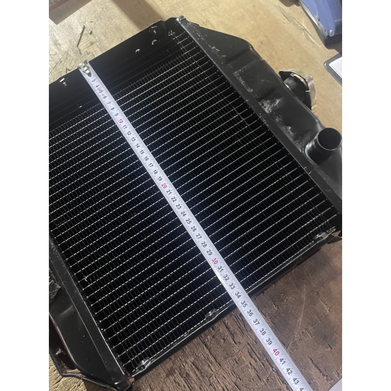 Радіатор на трактор Yanmar YM1700, YM2000 Радіатор на трактор Yanmar YM1700, YM2000