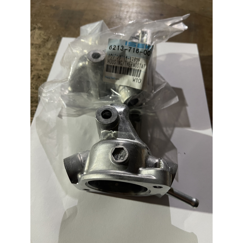 Корпус термостата Iseki TG21 - 6213-716-001-60 Корпус термостата Iseki TG21 - 6213-716-001-60